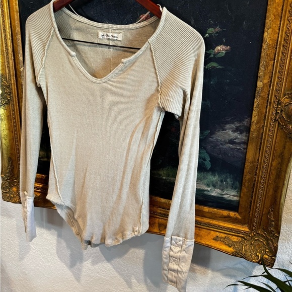 FP We the Free Light Green Ribbed V-Neck Thermal Long Sleeve Top Small - Picture 2 of 5